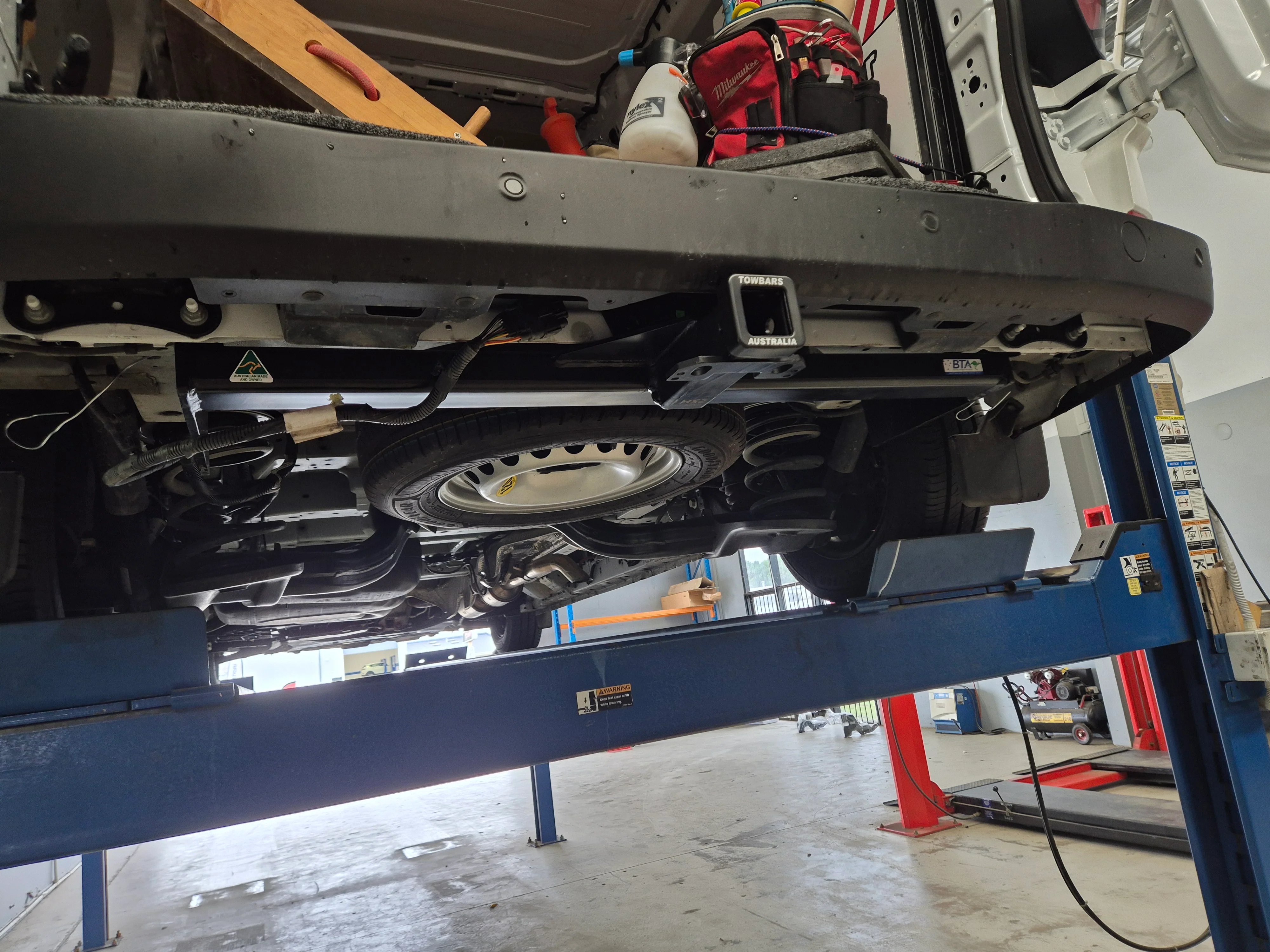Ford Transit Custom (Not Sport) Van 01/2024 - On - Towbar Kit - Image 3