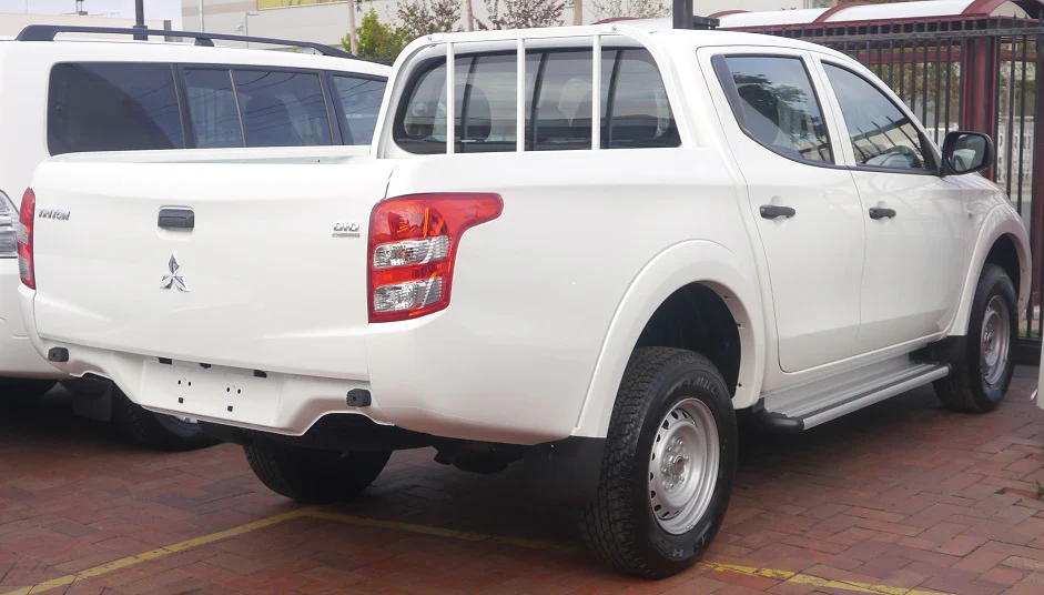 Mitsubishi Triton 2wd & 4wd Styleside Tub Body Without Bumper 05/2015 - 10/2018 - Towbar Kit